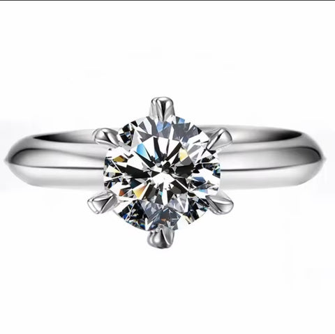 White Gold Vermeil Moissanite Diamond Solitaire Ring Size US7