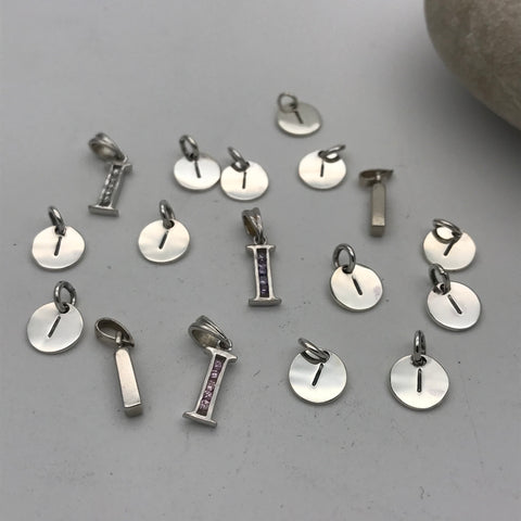 Initial charm letter I