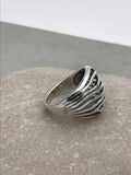 Waves Ring