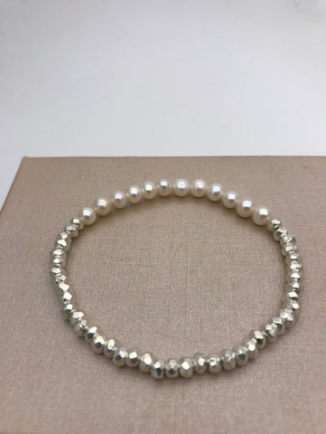 Pearl with Silver Nuggets Bracelet
