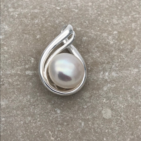 Swirly Teardrop Freshwater Pearl Pendant