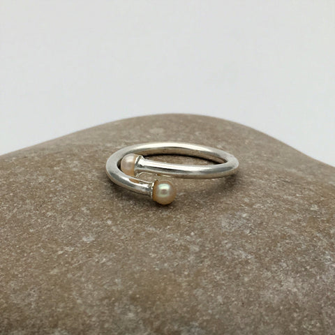 Sterling Silver Pearl Crossover Ring