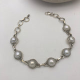 Pearl bracelet