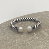 Open Twist Ring Pearl Ends Ring