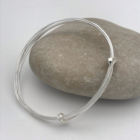 Twist End Wire Expanding Bracelet