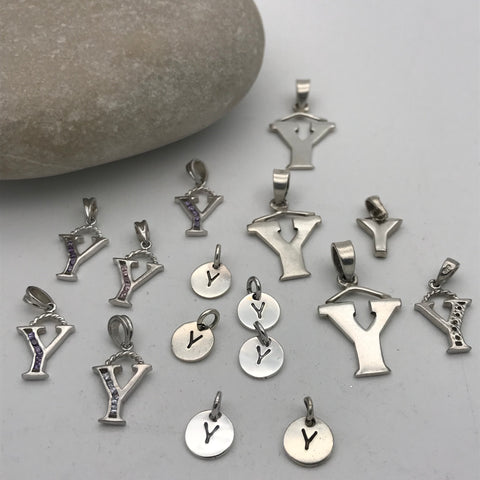 Initial charm letter Y