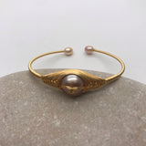 Gold Wired Bracelet w3 Pearls