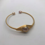Gold Wired Bracelet w3 Pearls