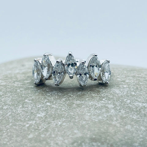 Diamond Seven Sisters 6mm Ring