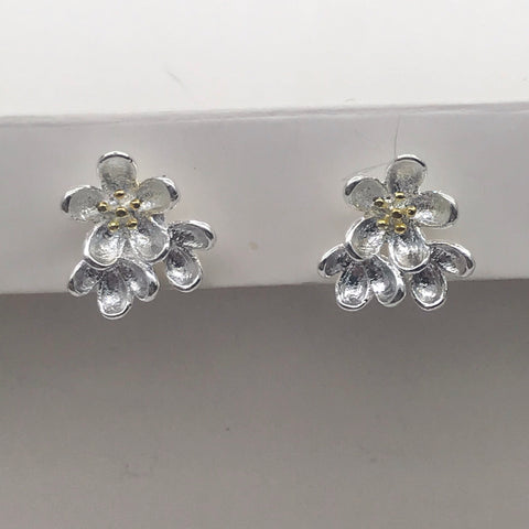 3D Flower Stud Earrings Triple Flower Gold