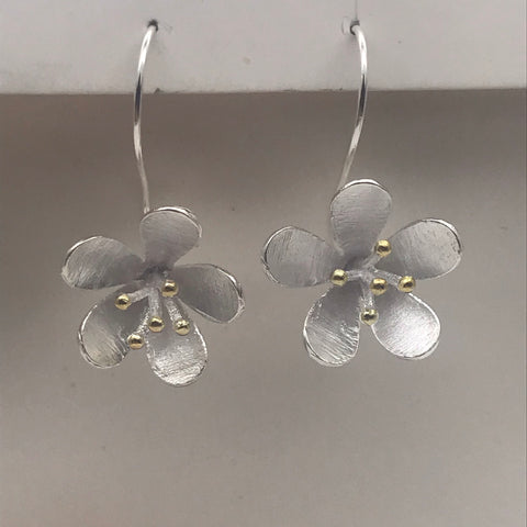 3D Flower Gold Stamen Earrings