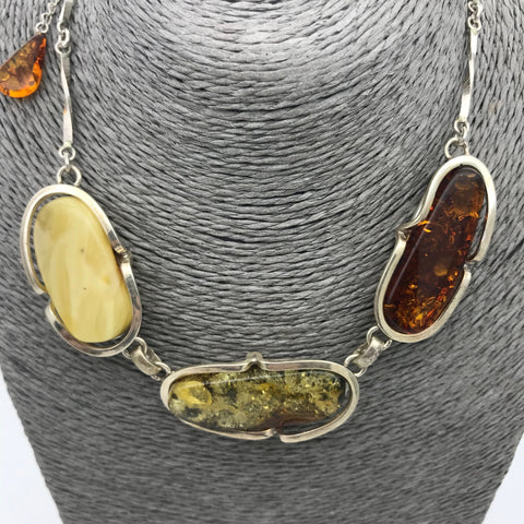 Beautiful Three Stone Amber Necklace