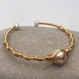 Gold wired 3 Pearl bracelet